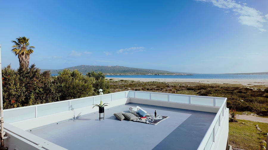 4 Bedroom Property for Sale in Middedorp Western Cape